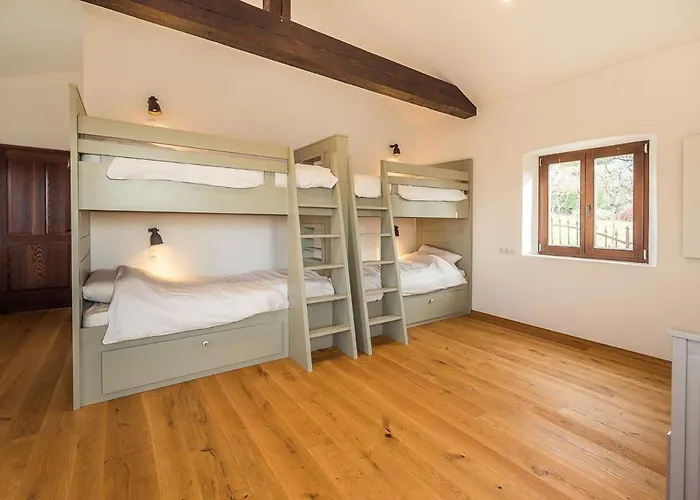 Cherry Orchard House * Smartno